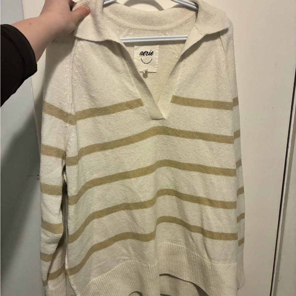 Aerie V-Neck Sweater in Cream and Tan Stripes